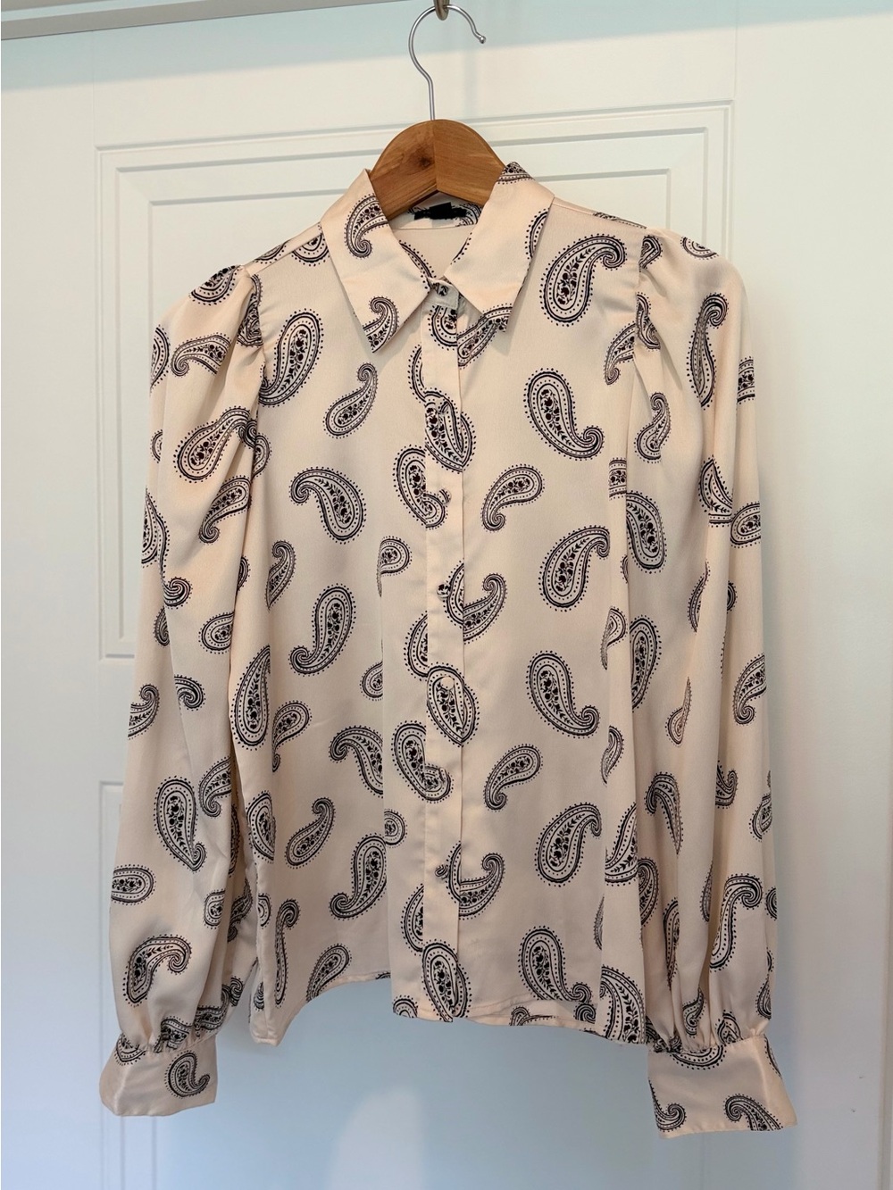 Ann Taylor Cream Paisley Button-Up Top